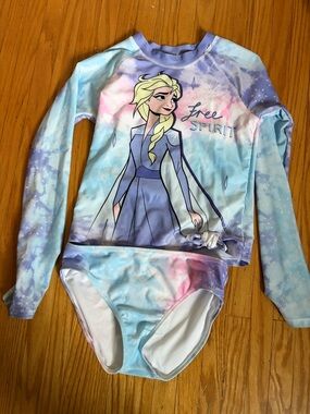 Like new Disney girl’s Elsa Pastel Blue Lavender Pink Long Sleeve Swim Top